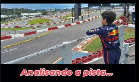 Ben Leite observando e analisando o traçado antes de entrar na pista