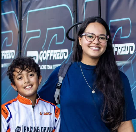 Ben Leite ao lado de Luciana no kartódromo